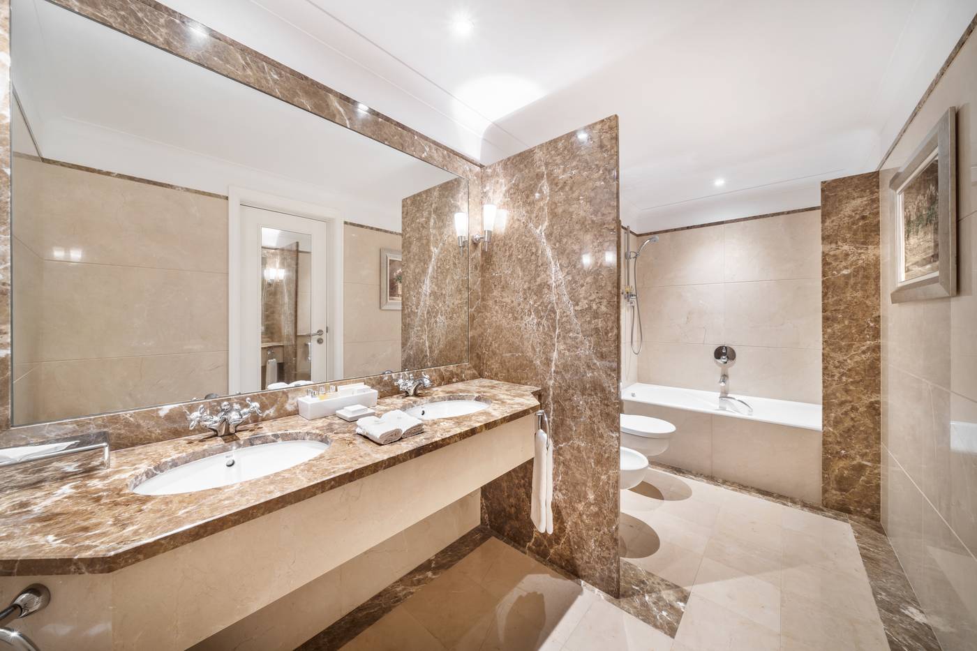 Palacio-Estoril-Hotel-Golf---Spa-Room-23