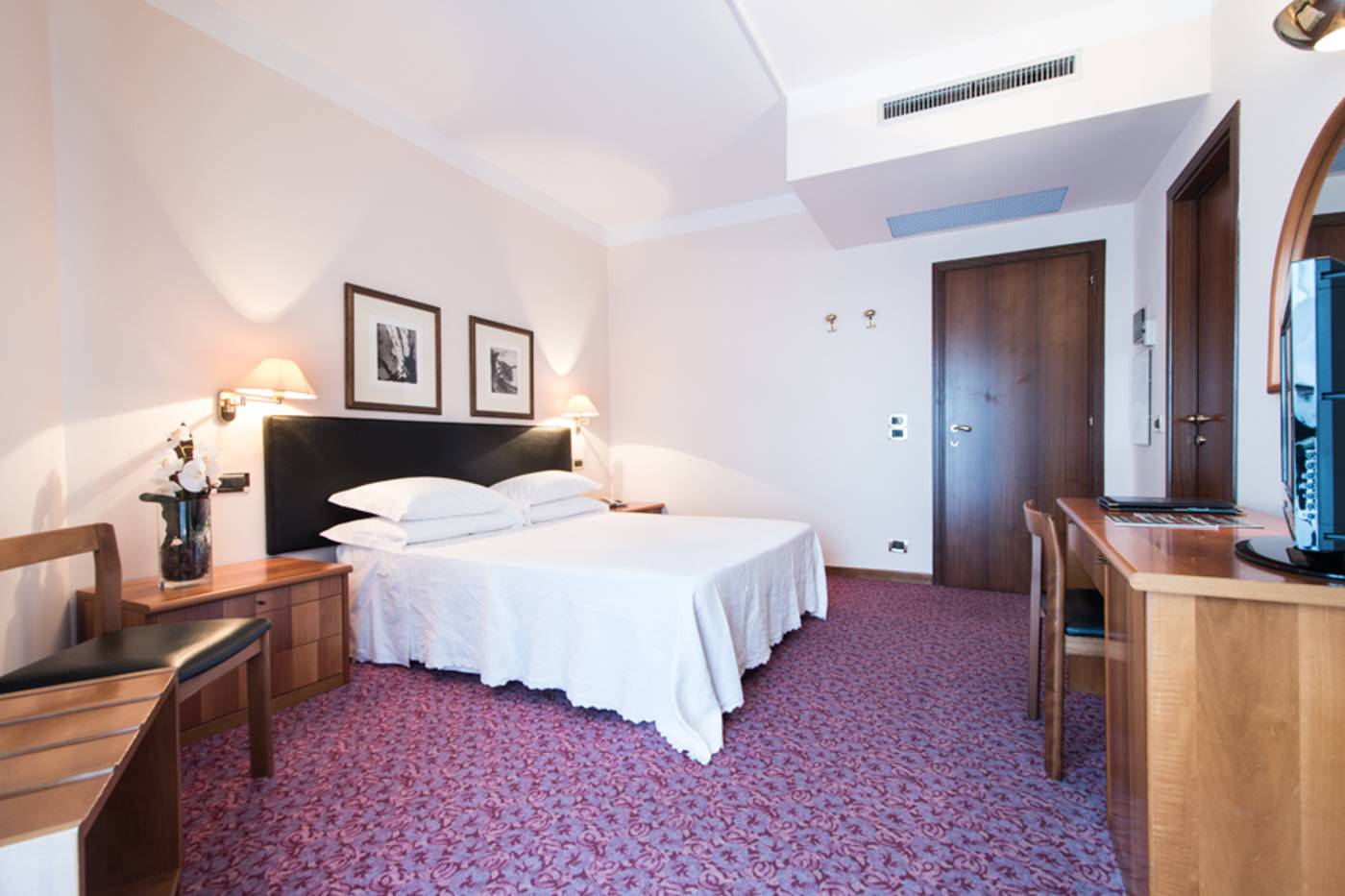 Michelangelo---Spa-Room-31