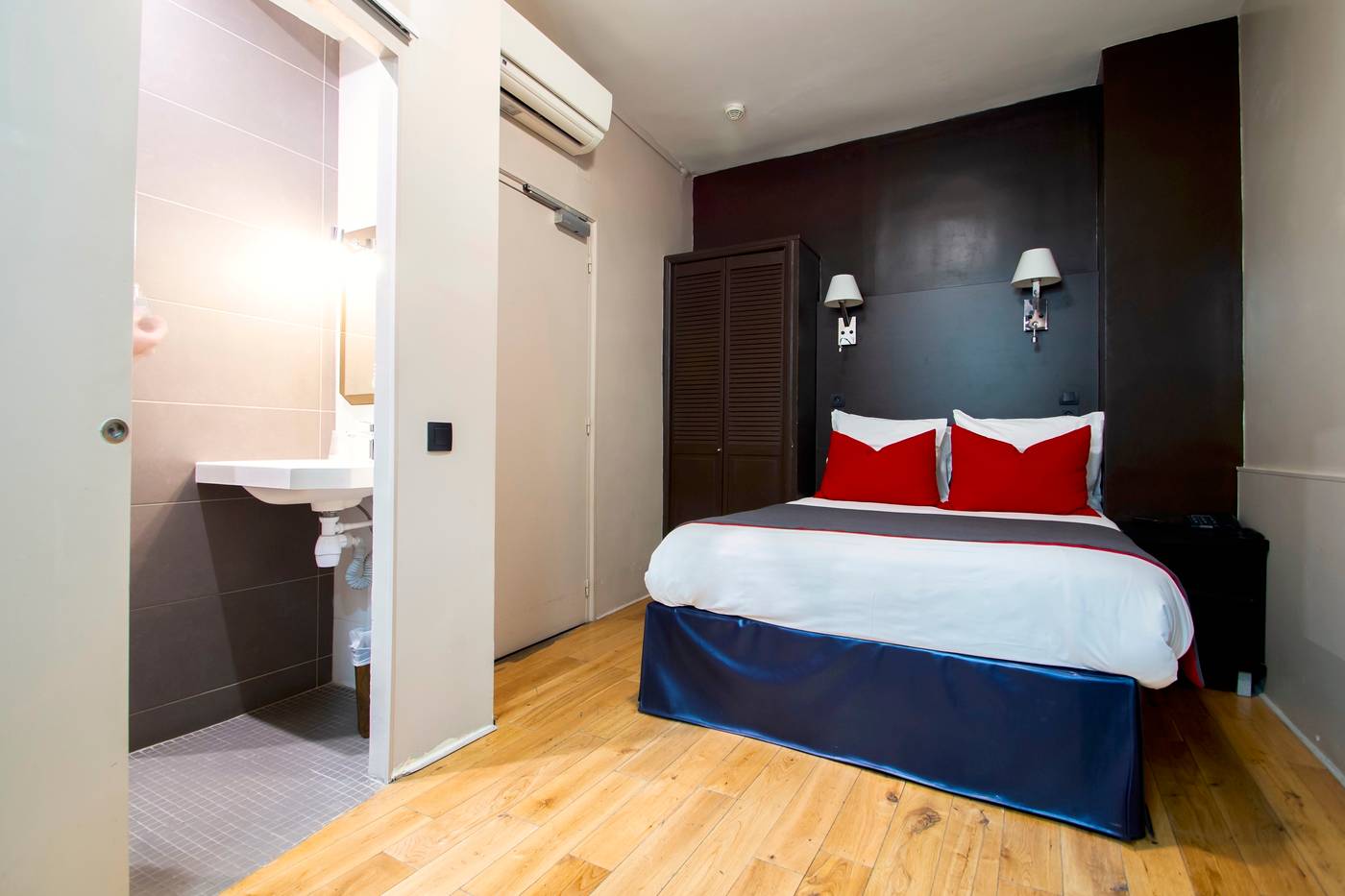 Migny-Opera-Montmartre-Room-26