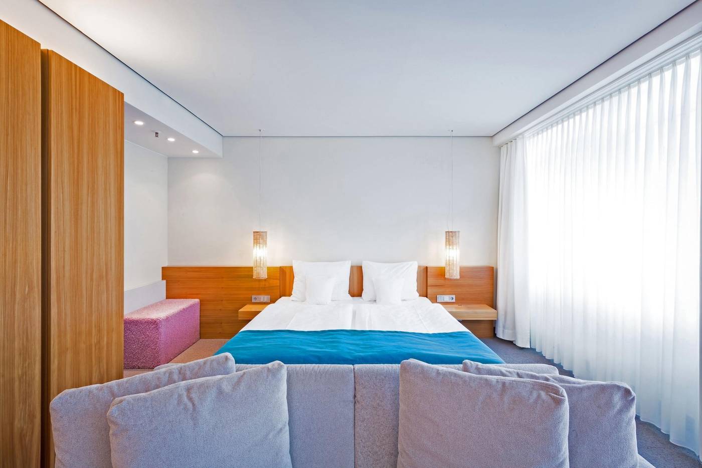 Lindner-Hotel-Berlin-Ku-damm--part-of-JdV-by-Hyatt-Room-32