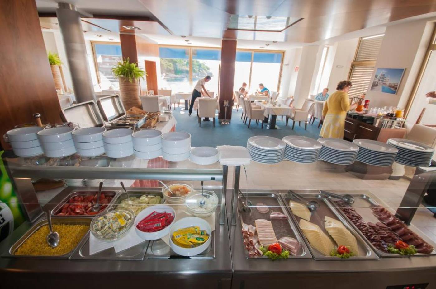 Bozava---Maxim-Restaurant-14