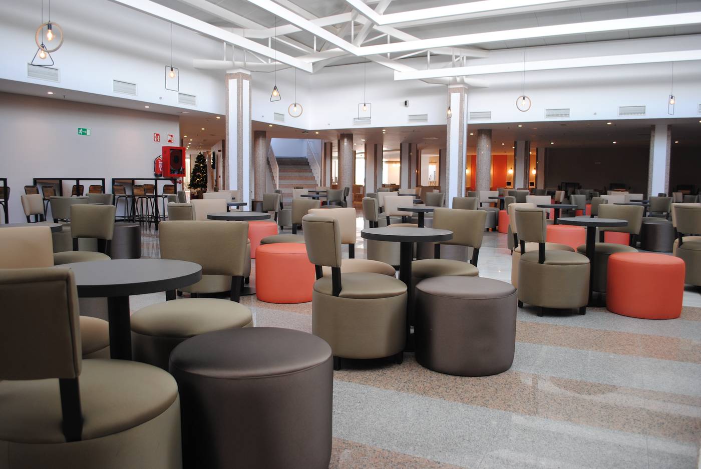 Gara-Suites-Lobby-37