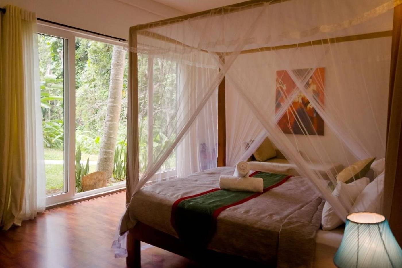 Sweet-Cinnamon-Room-16