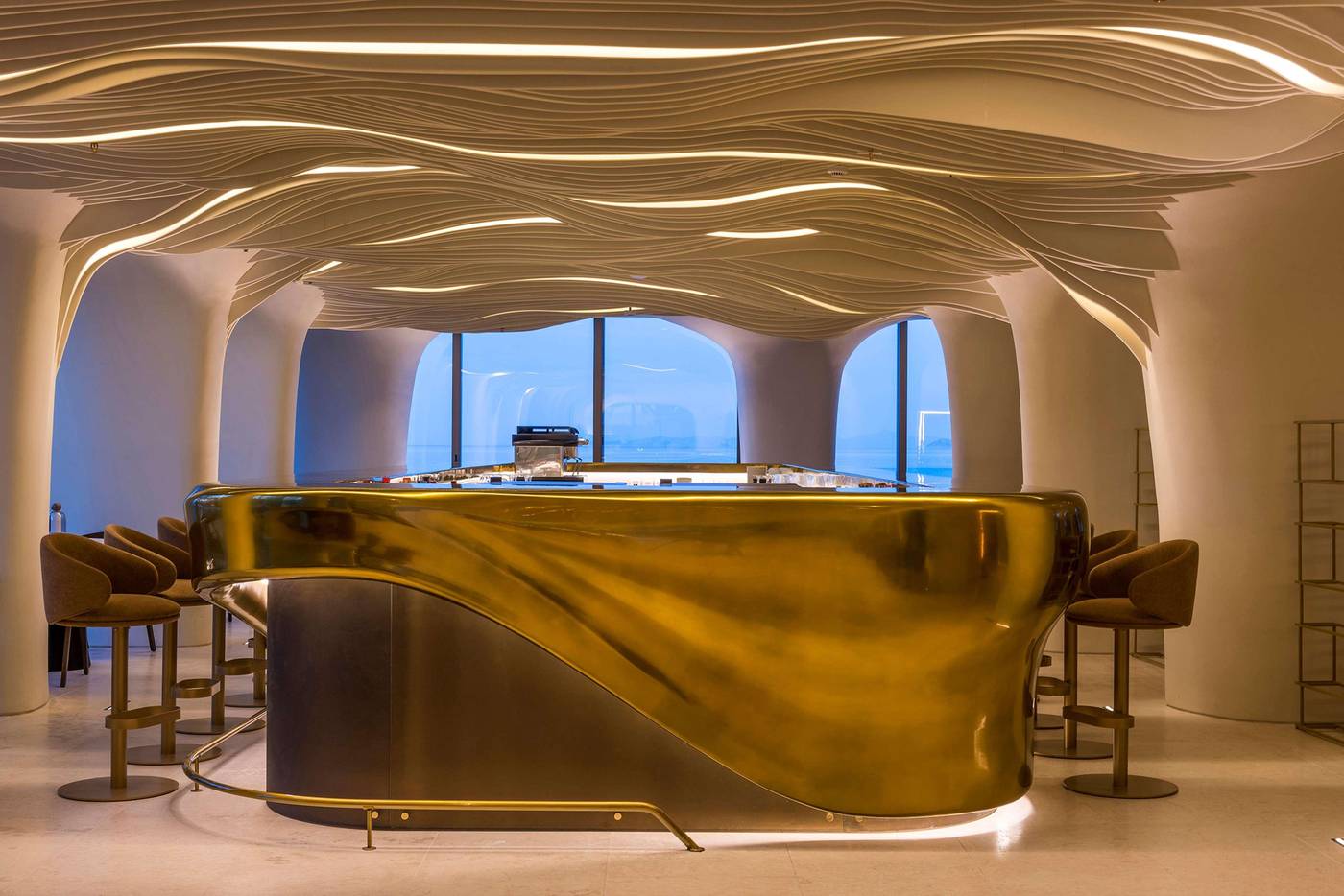 Isla-Brown-Corinthia-Resort---Spa--Curio-Collection-By-Hilton-Bar-22