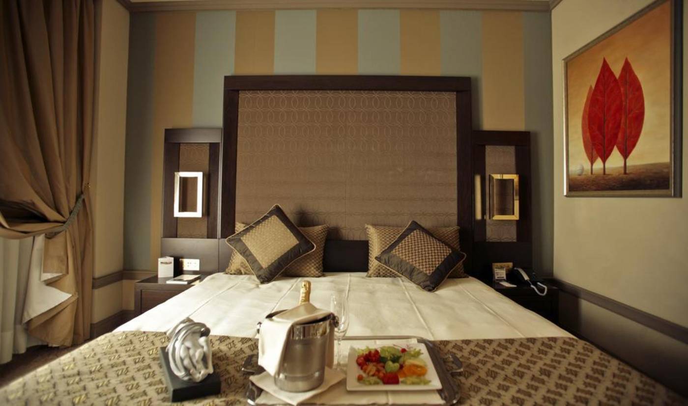 Grand-Visconti-Palace-Room-48