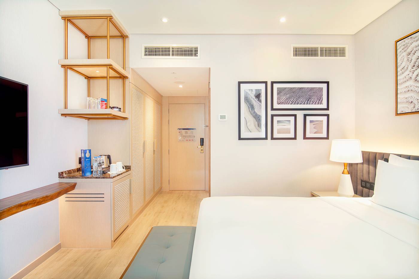 Radisson Blu Hotel & Resort Abu Dhabi Corniche 16