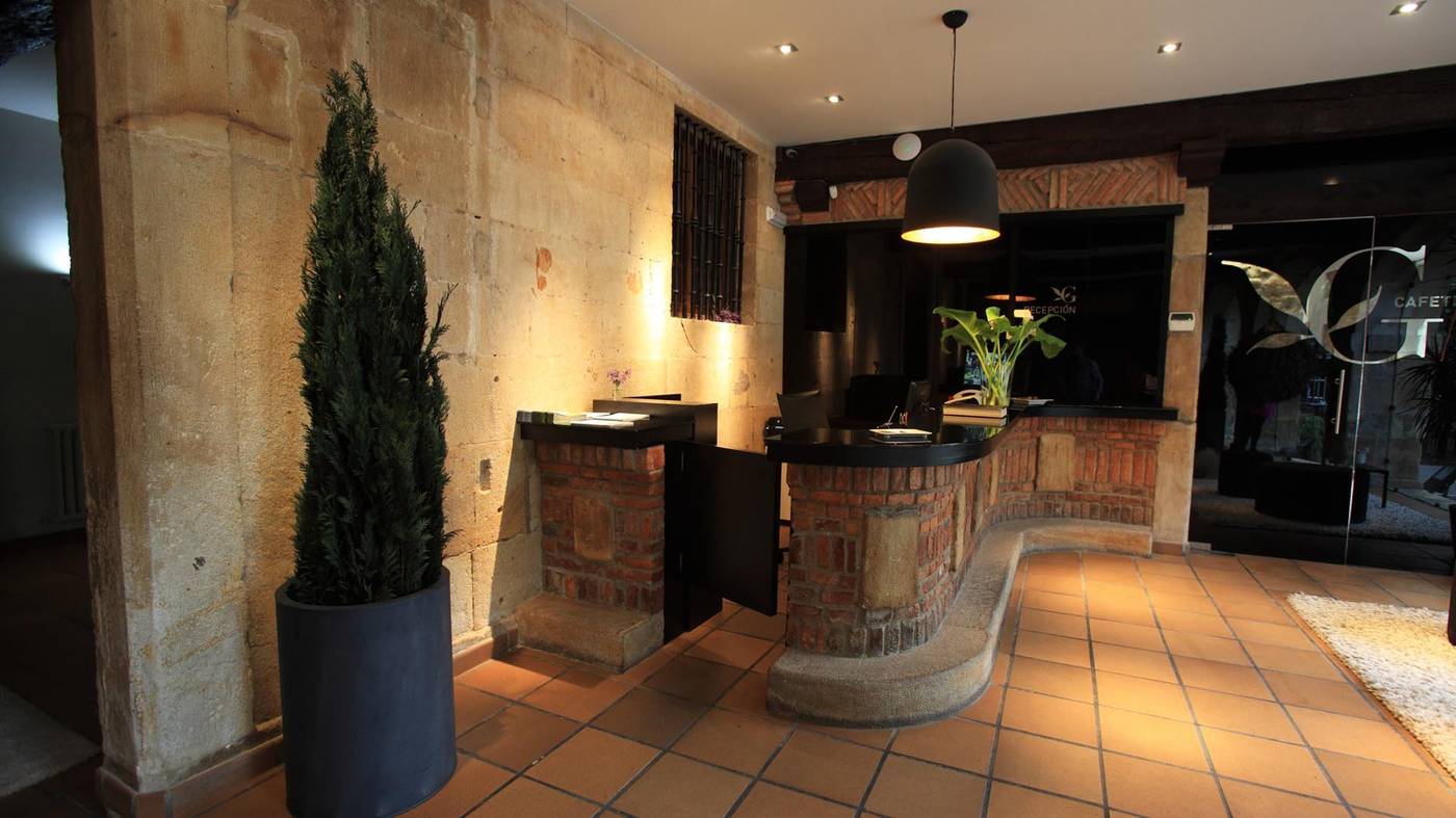 Los Guardeses -Spain-SOLARES - MEDIO CUDEYO-Lobby-4