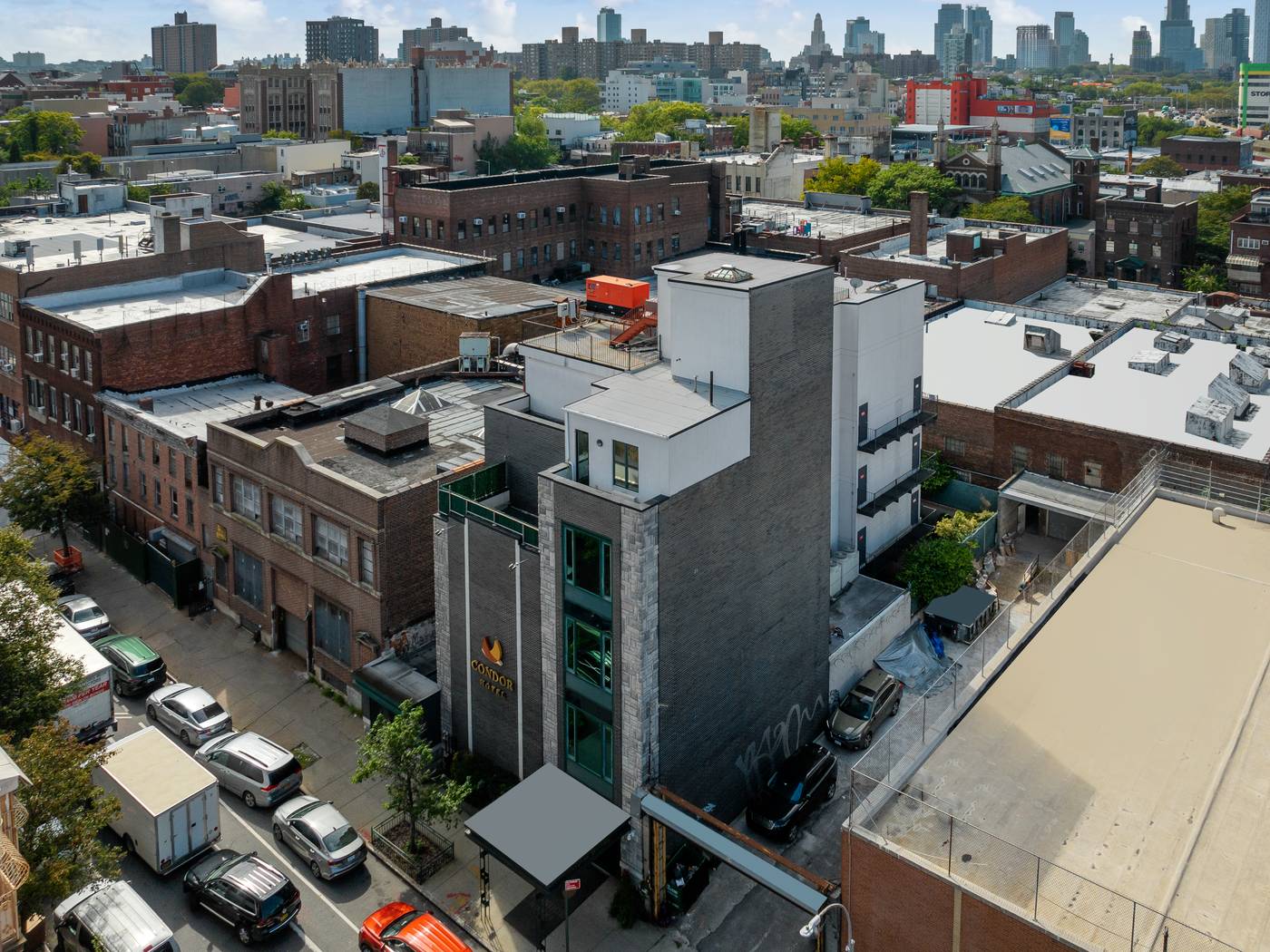 Condor-Hotel-by-Luxurban-General-view-1