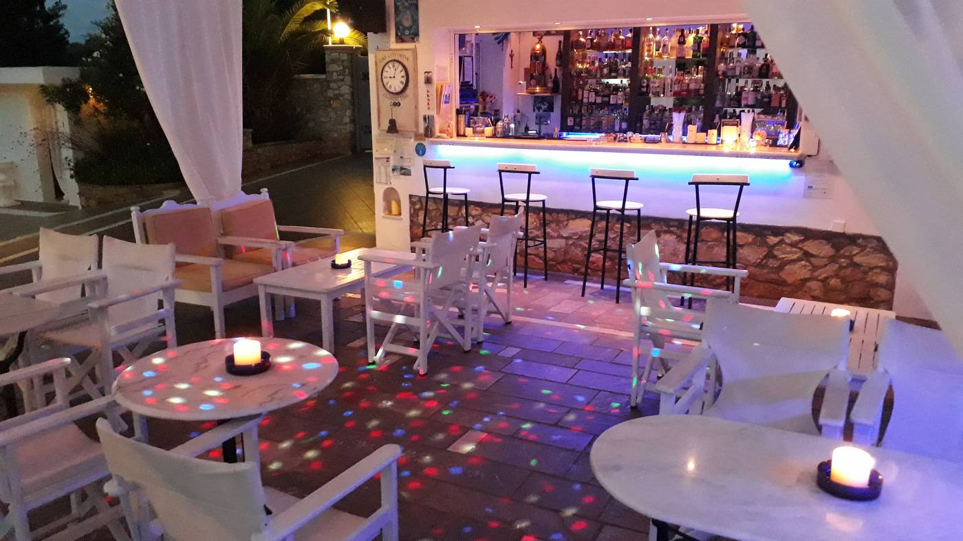 Villa-Christina-Bar-19