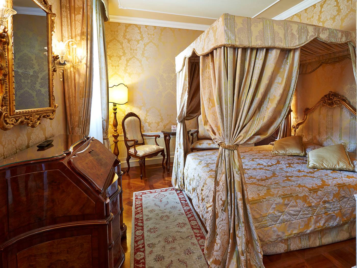 Hotel-Canal-Grande-Room-19