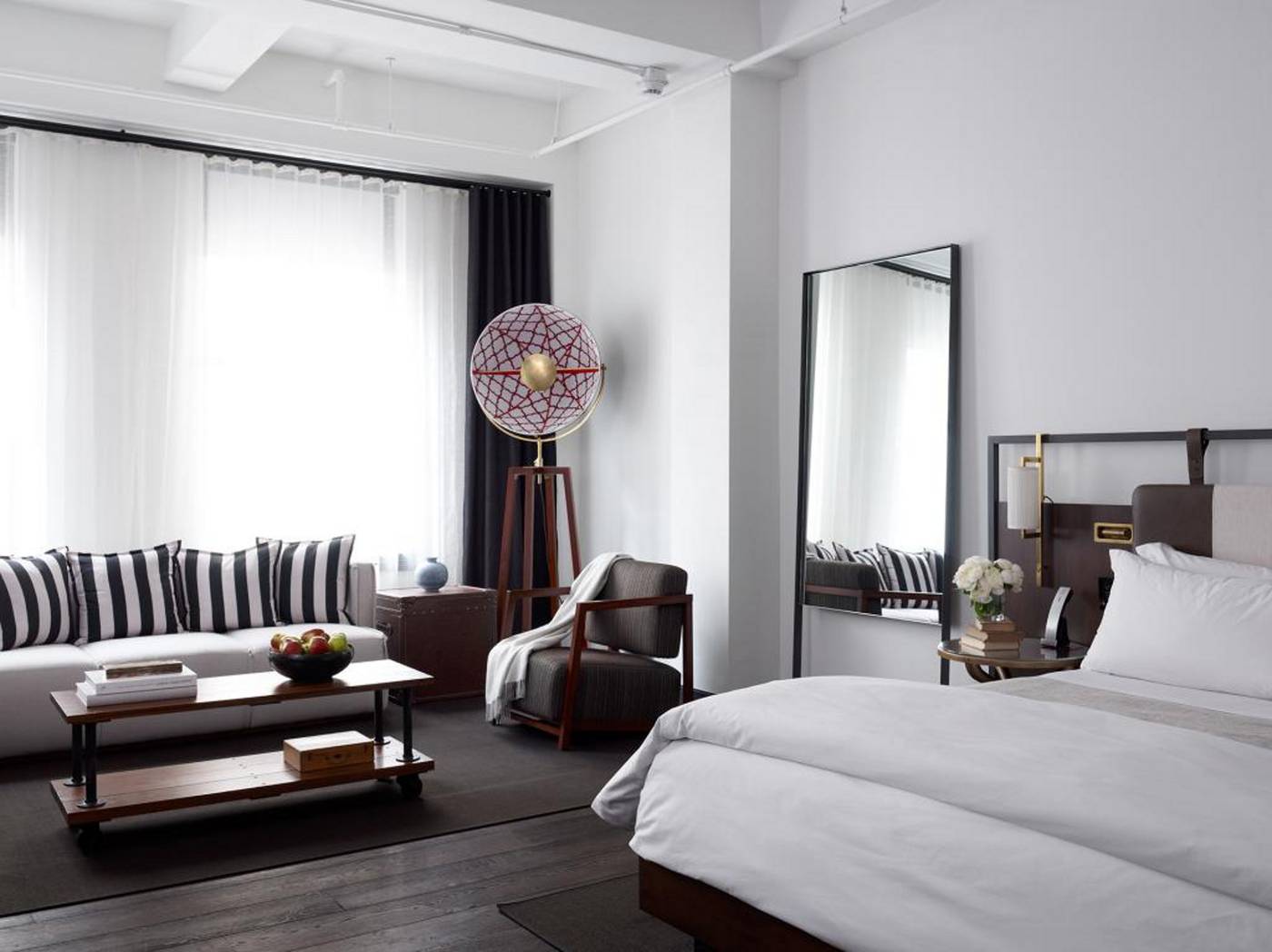 Refinery-Hotel-Room-4