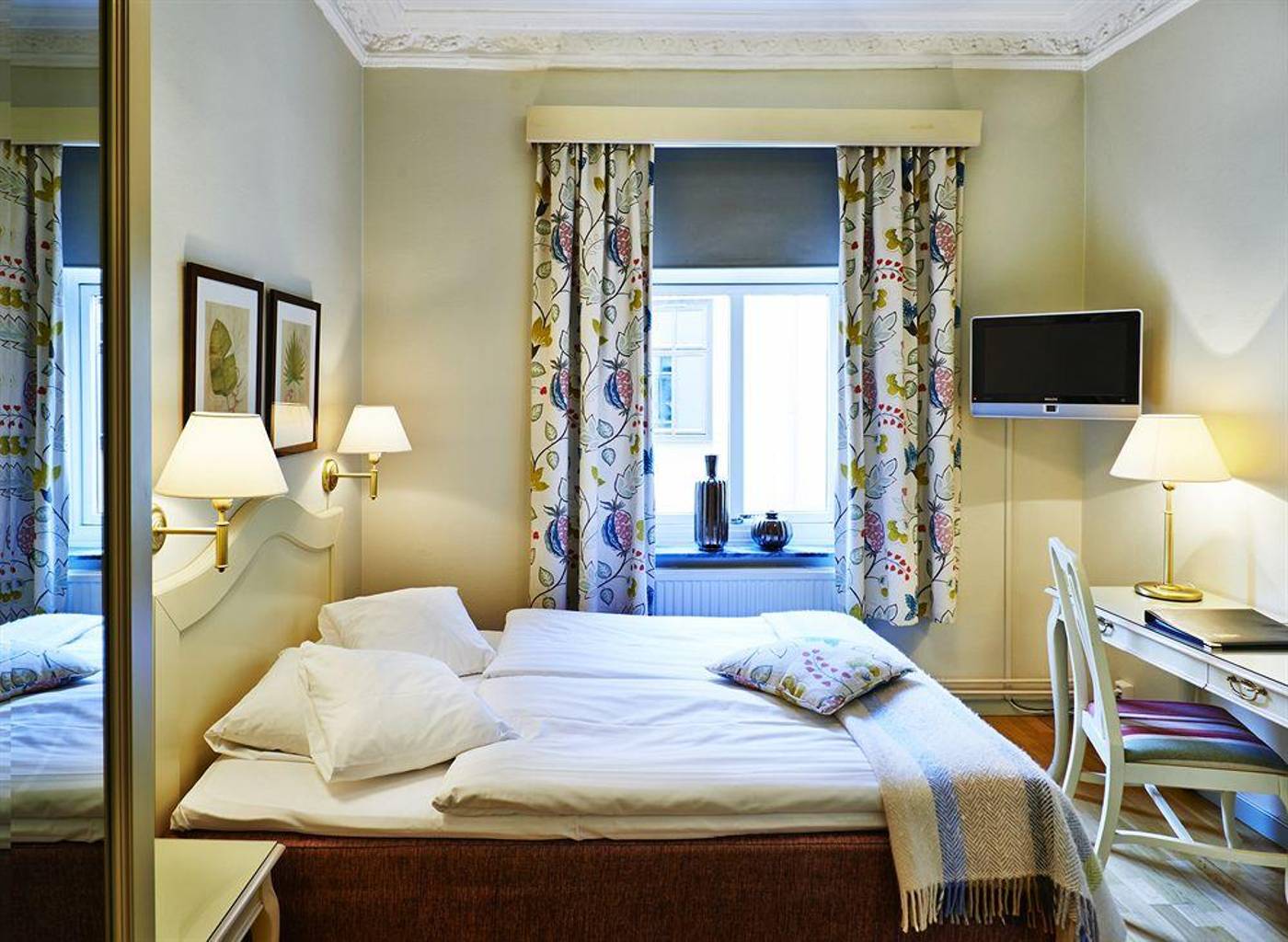 Royal-Sweden-Gothenburg-General view-7