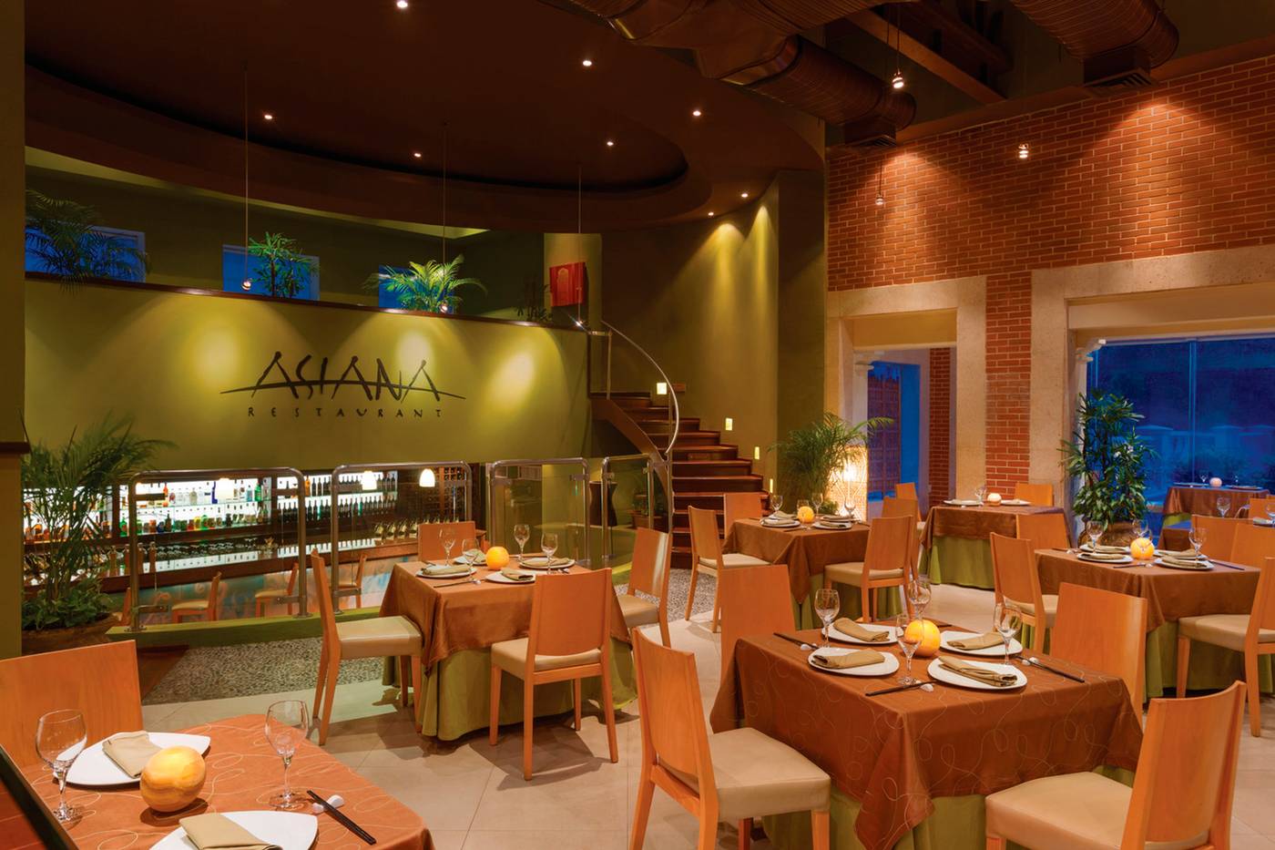 Hilton-Playa-del-Carmen-All-inclusive--The-Royal--Restaurant-77