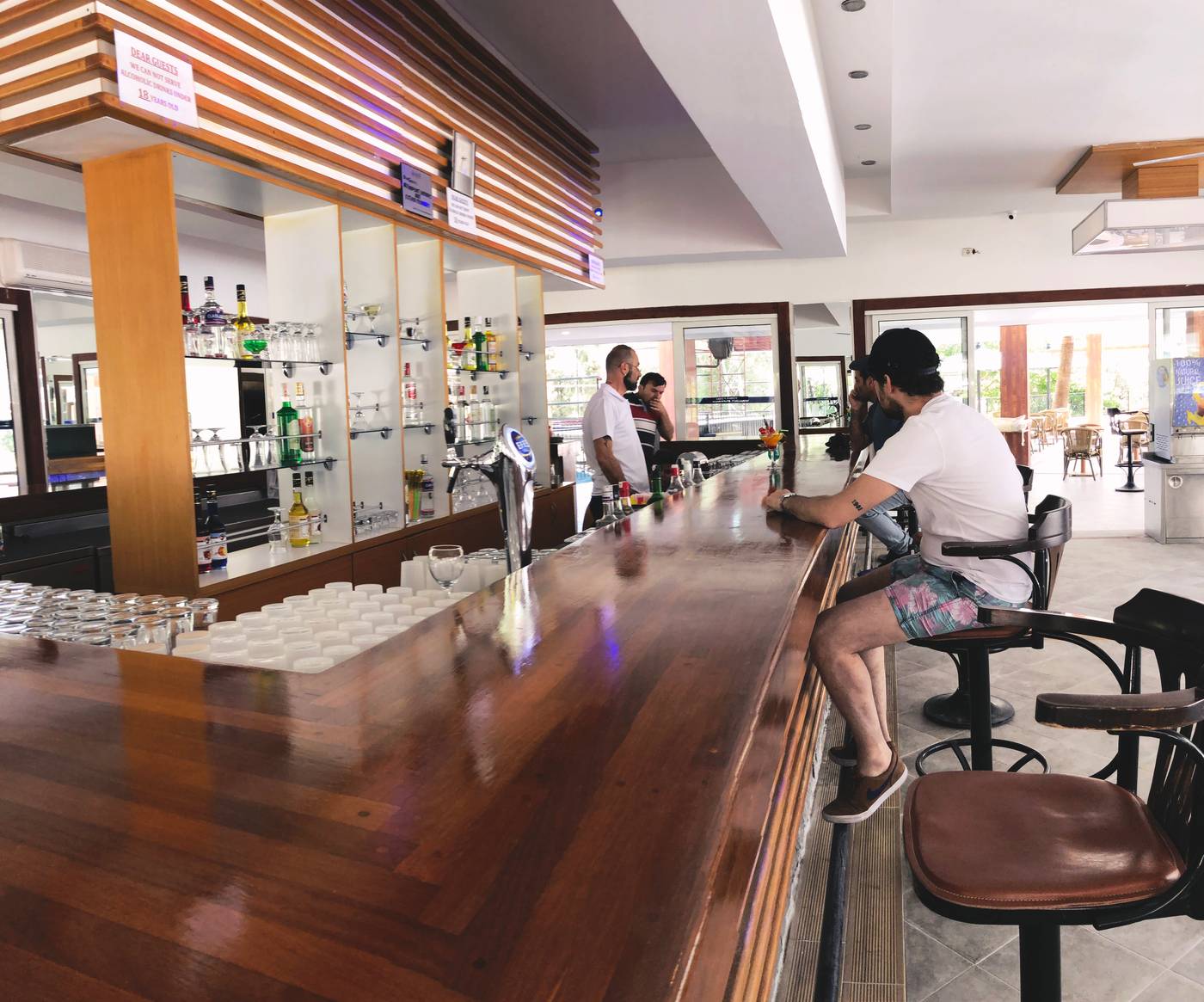 Green-Forest-Holiday-Village-Bar-23