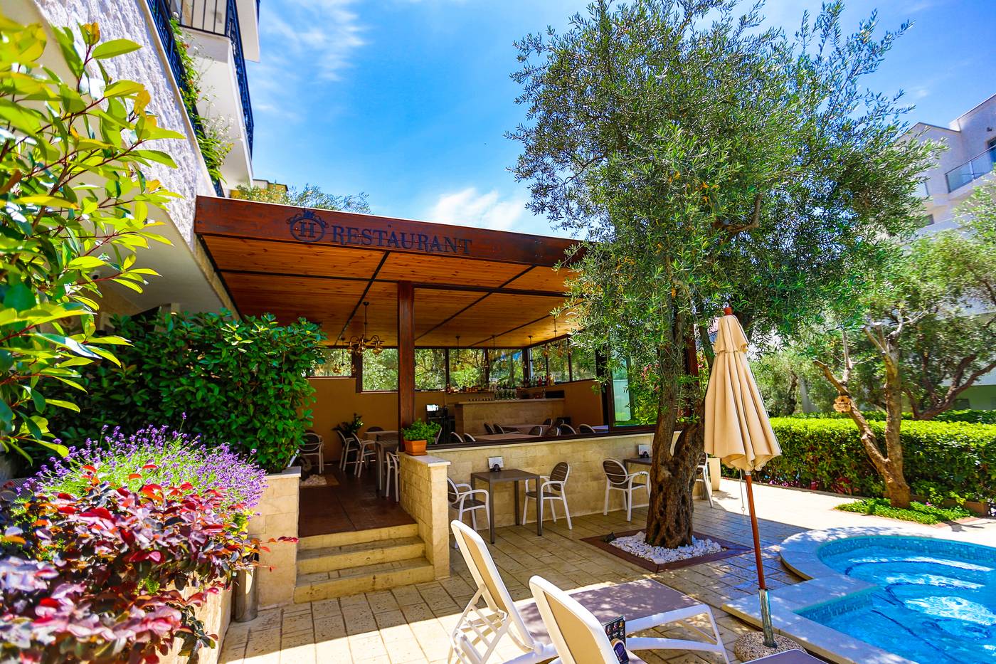 Harmony-Restaurant-7