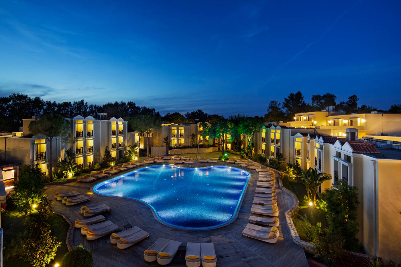 Club-Asteria-Belek-Pool-11