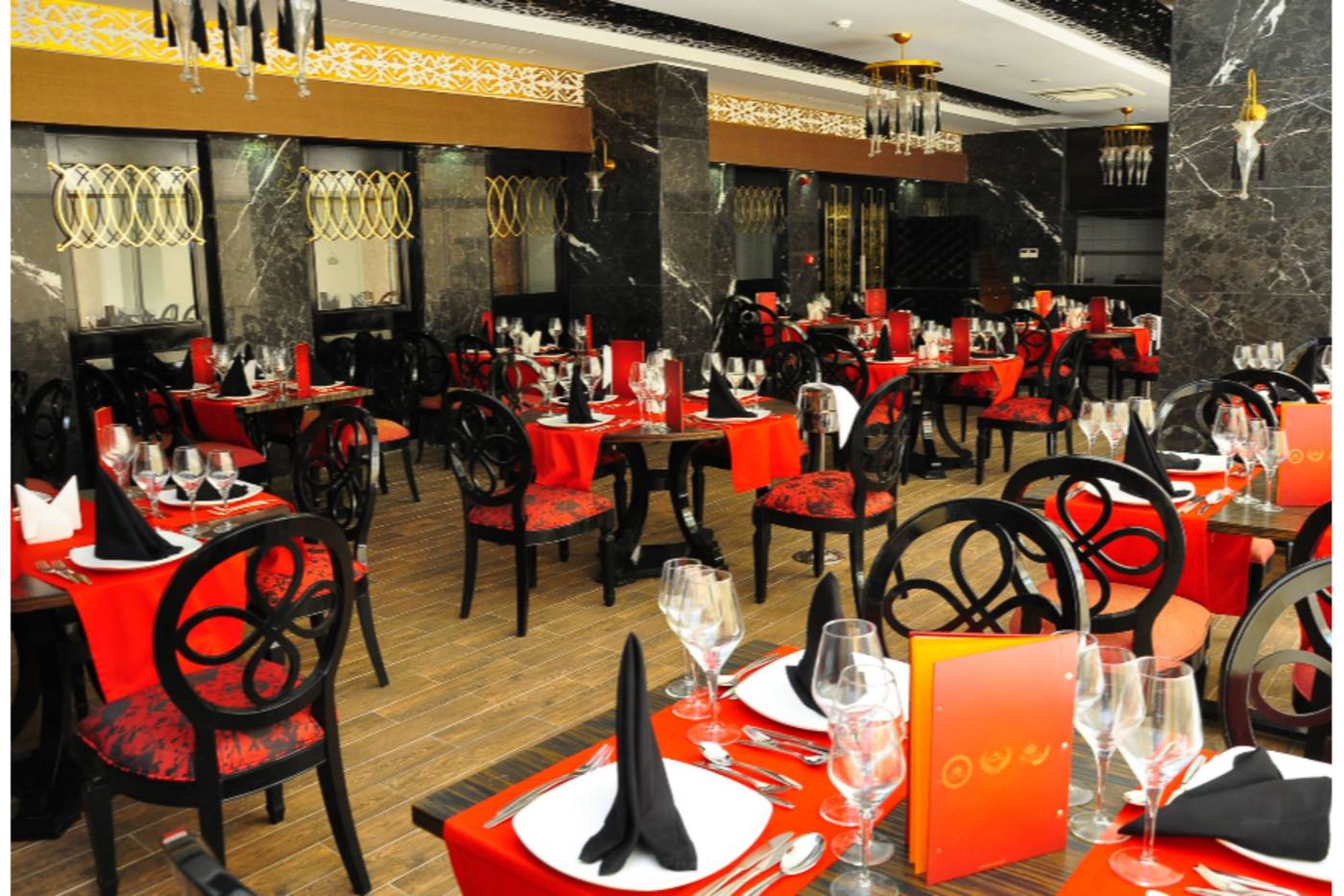 Well-Palace-Side-Restaurant-43