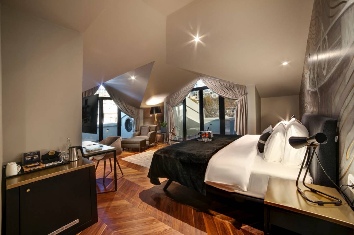 39-KalamIs-Marina-Hotel-Room-30