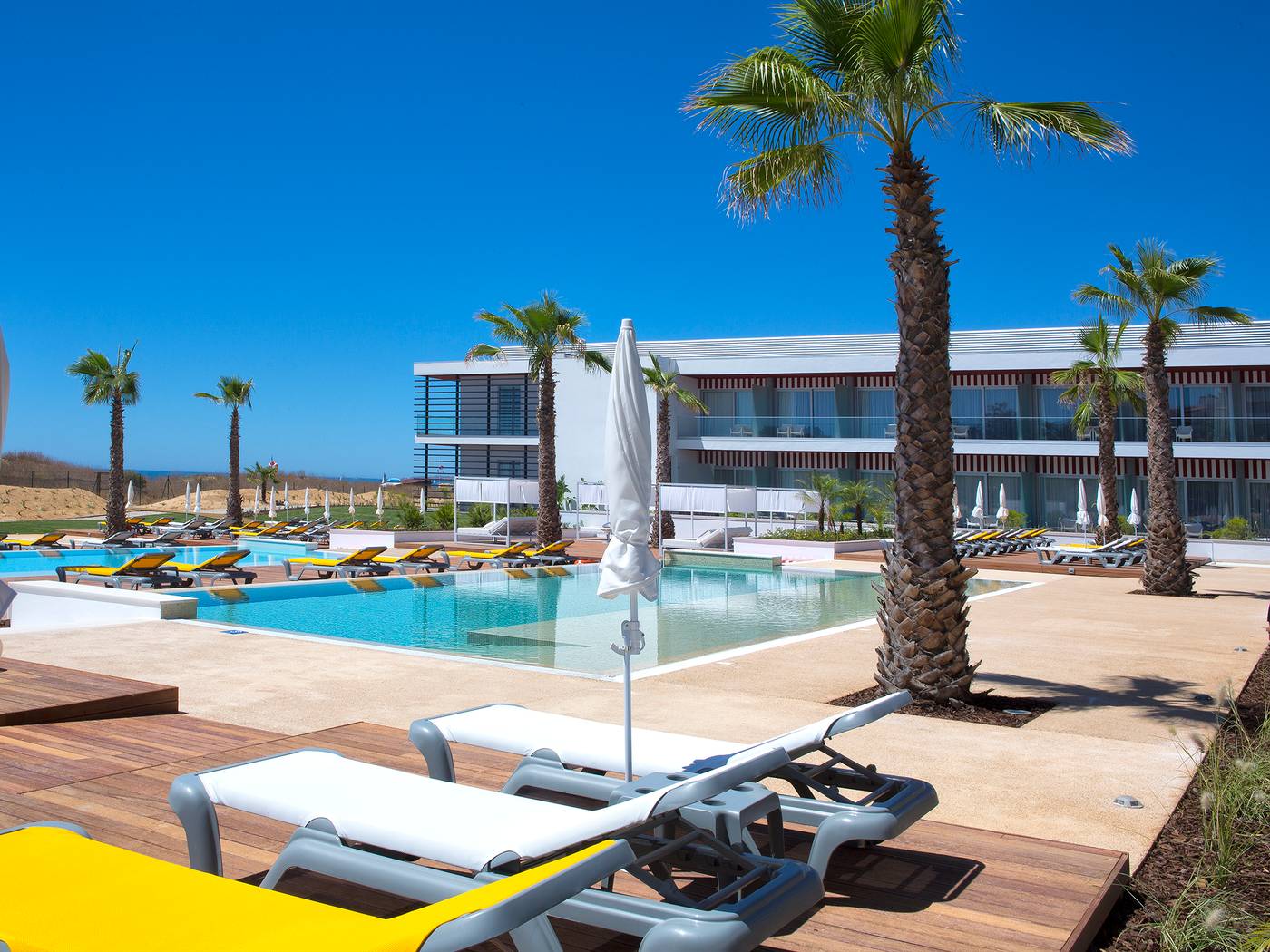 Pestana-Alvor-South-Beach-Hotel-Pool-3