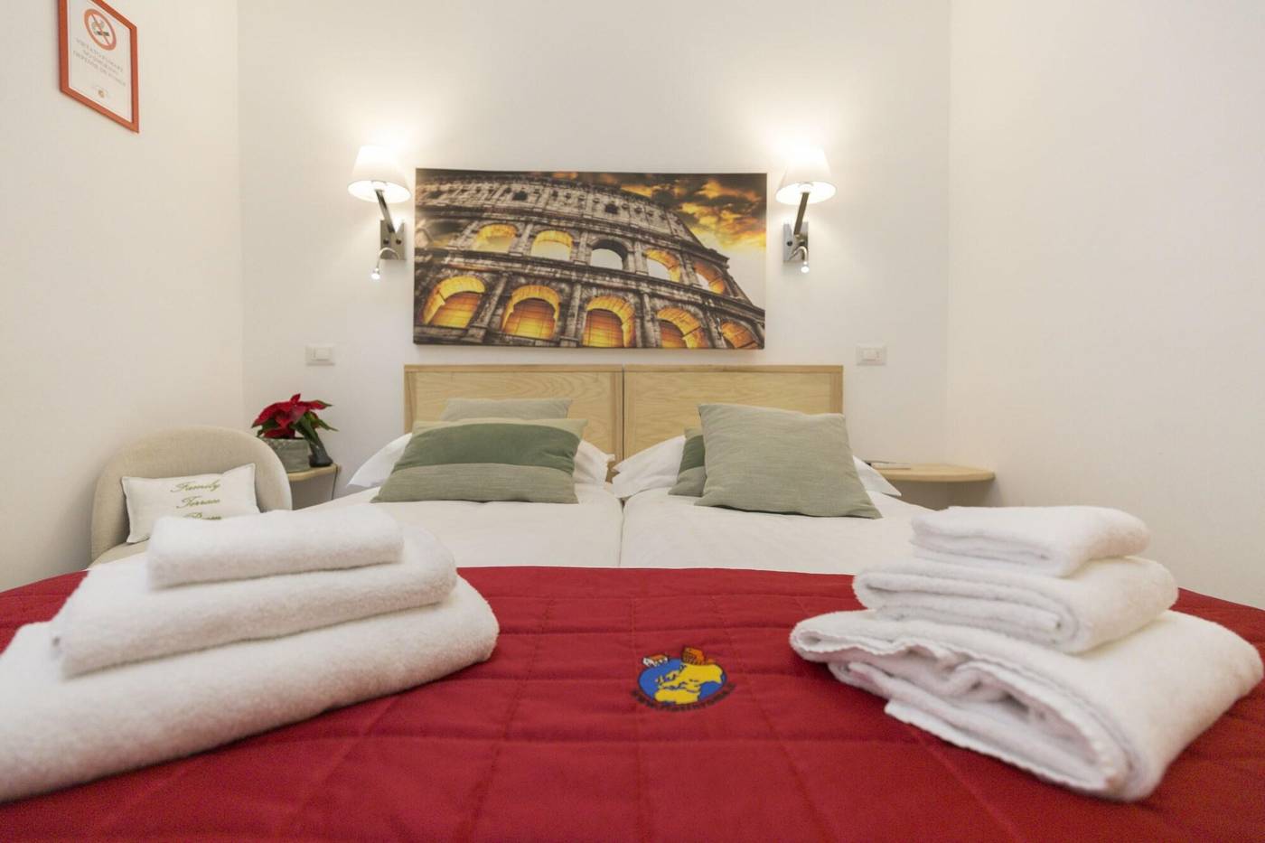 Flatinrome-Trastevere-Deluxe-Rooms-Room-28