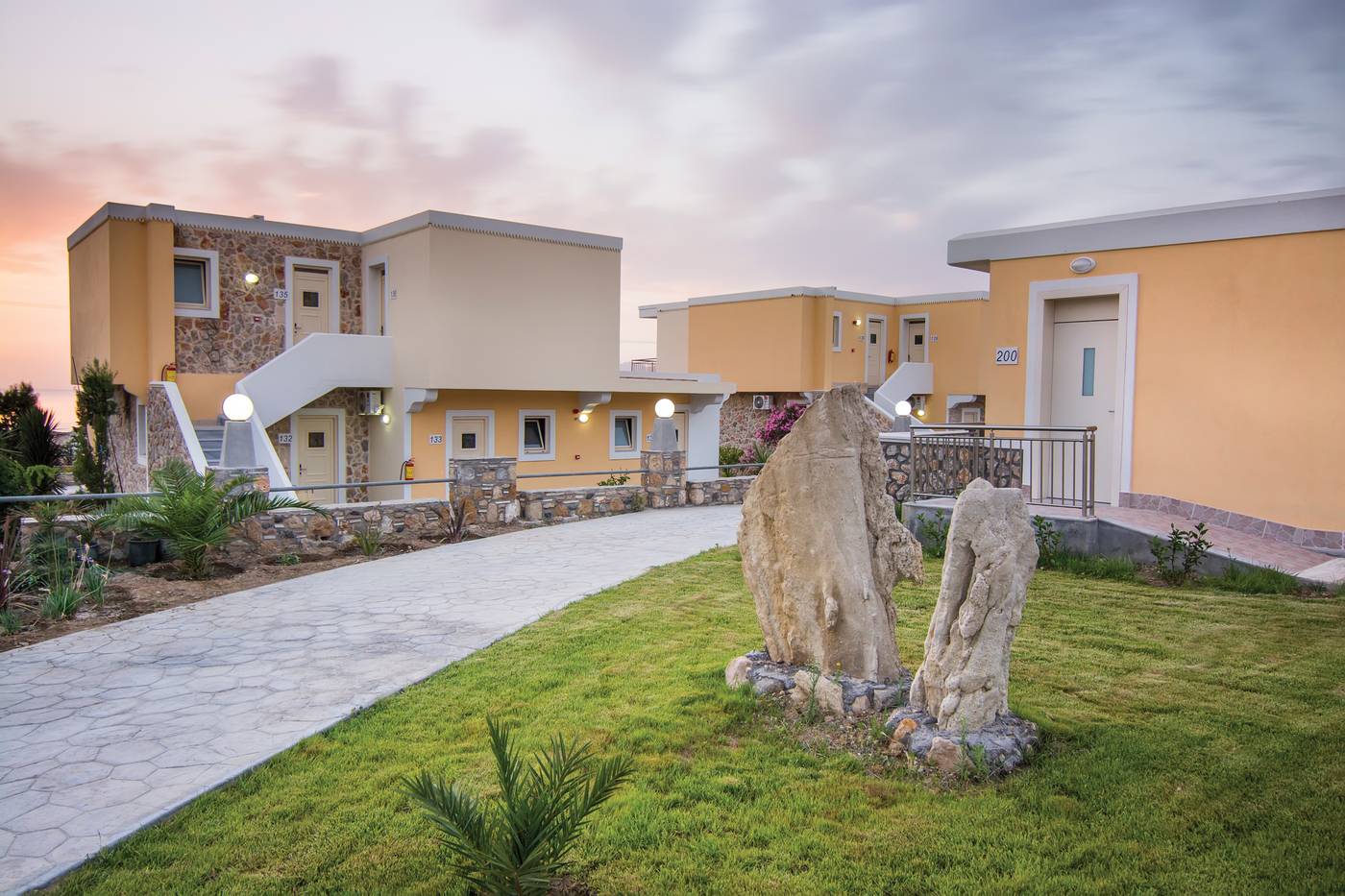 Kouros-Palace-General-view-19