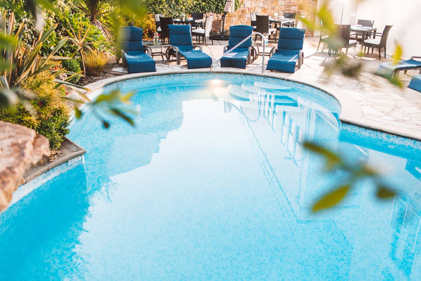 The-Club-Hotel---Spa-Pool-39