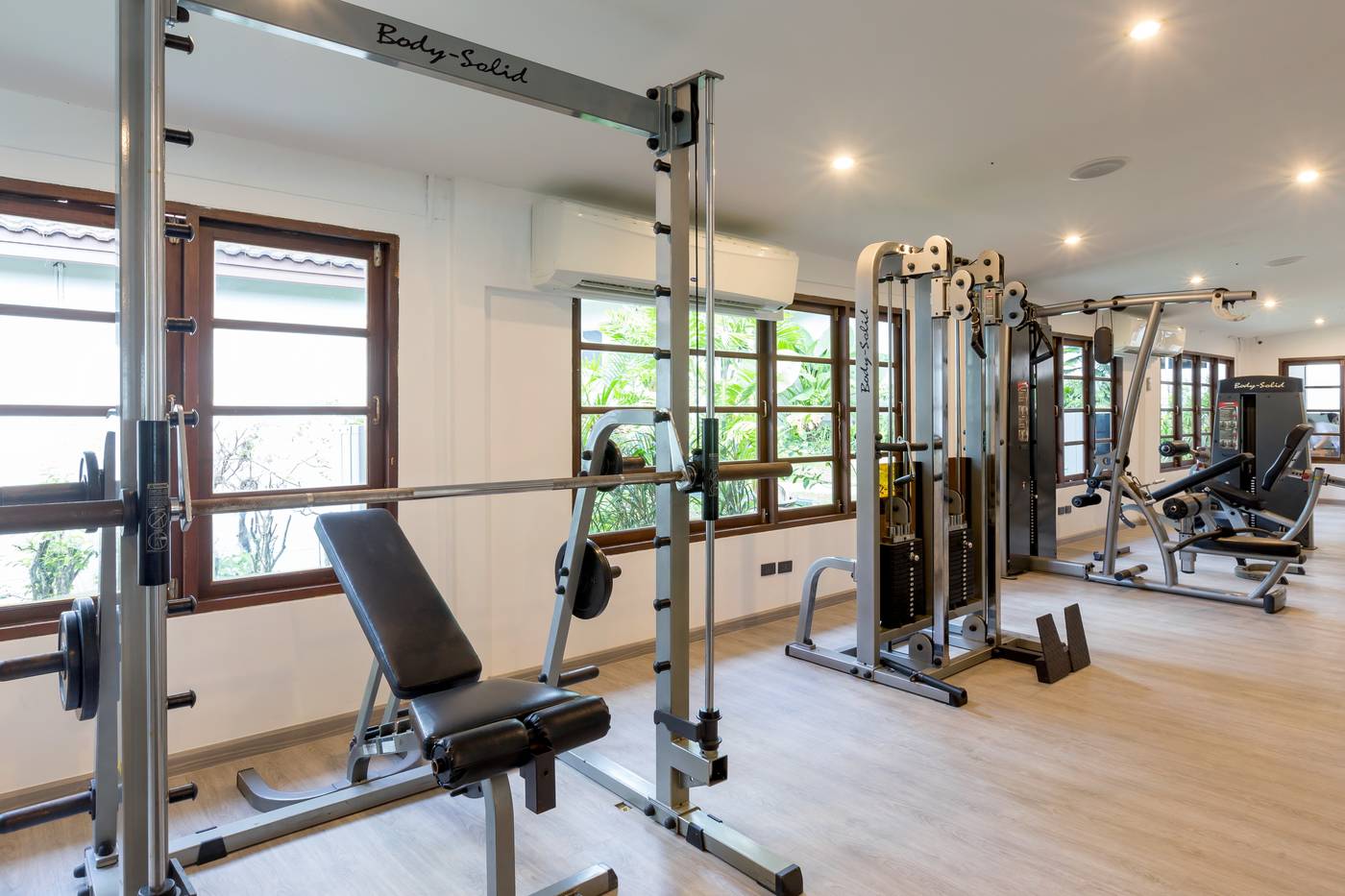 Sunwing-Bangtao-Beach-Sports-and-Entertainment-67