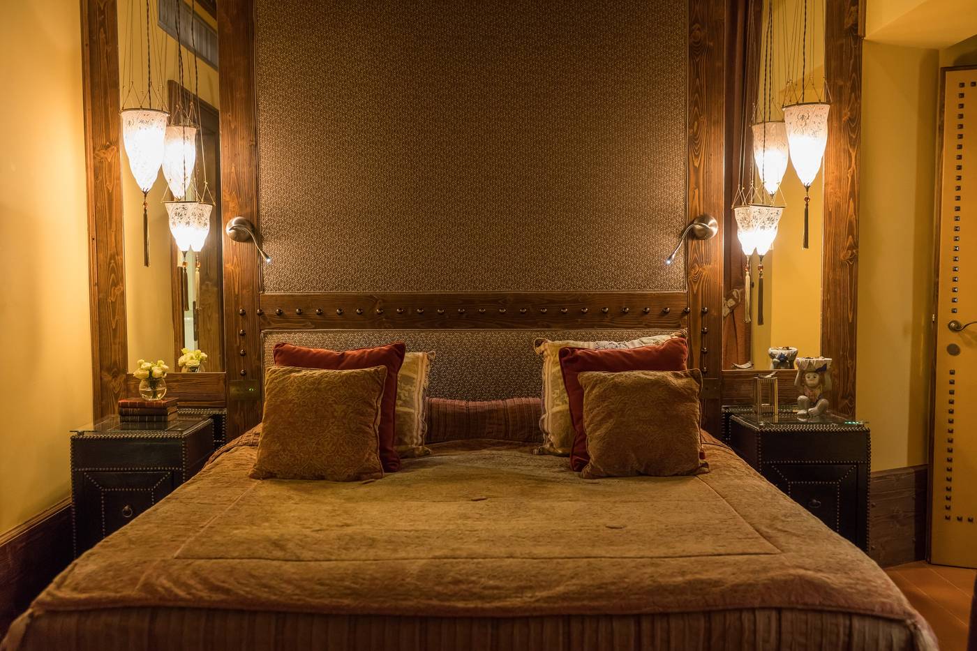 Bernini-Palace-Room-46