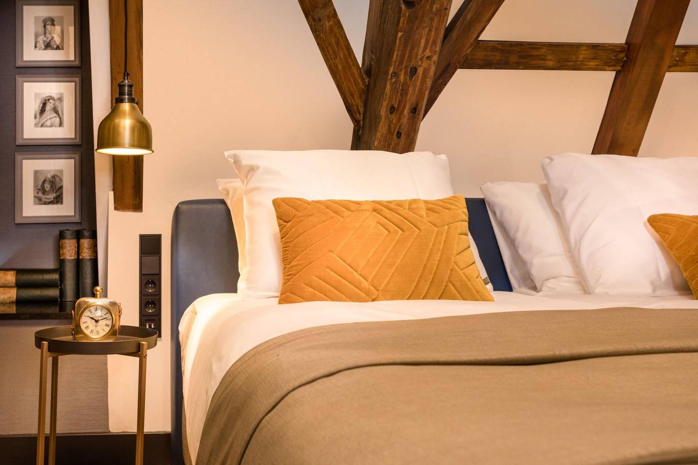 The-Hendrick-S-Hotel-Room-28