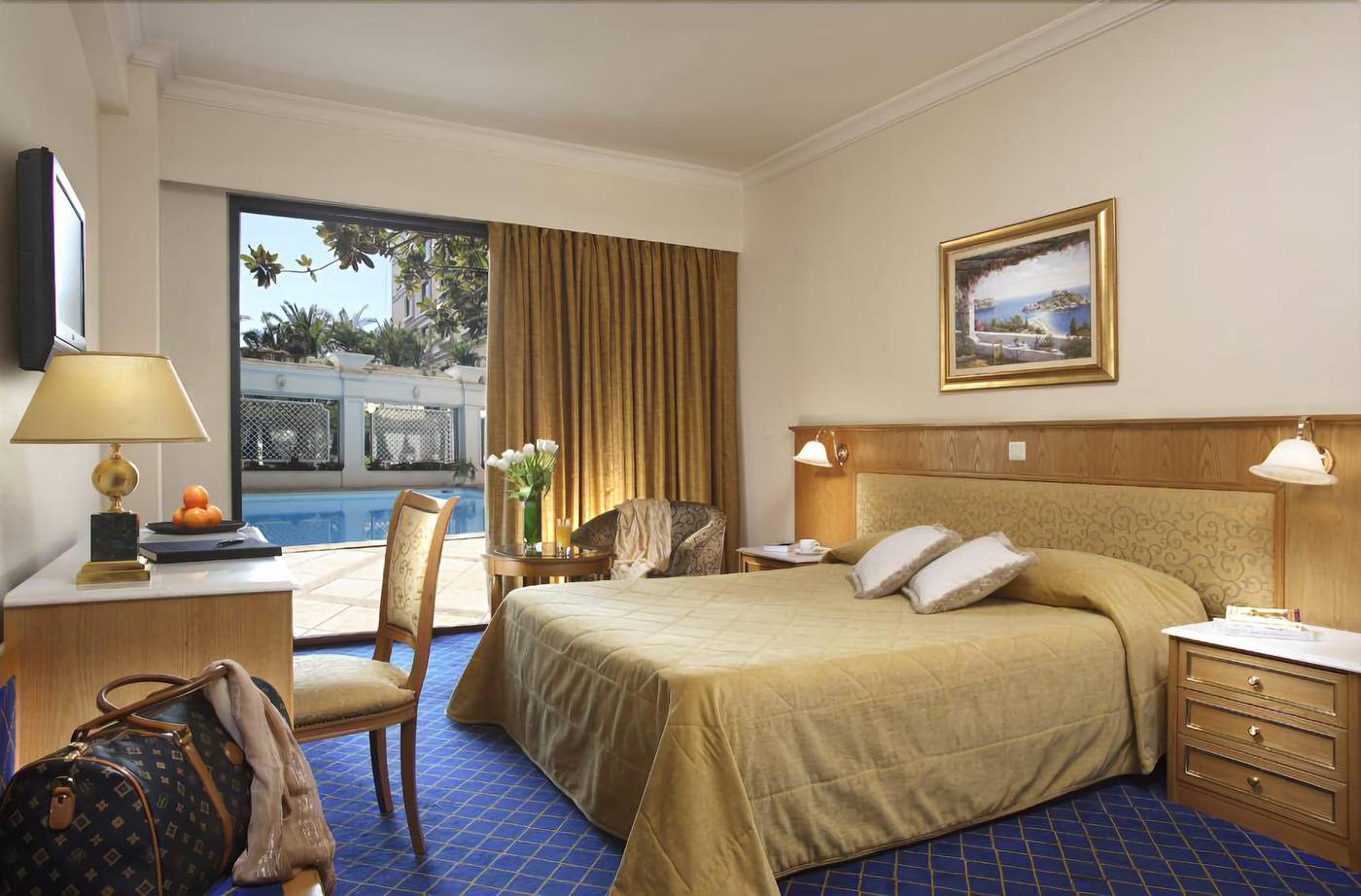 Royal-Olympic-Hotel-Room-7