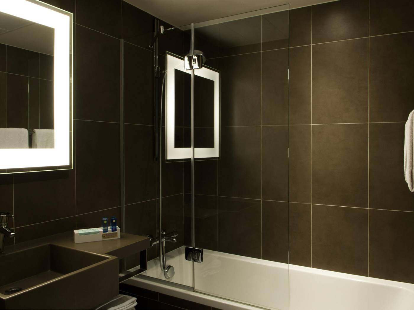 Novotel-Wenceslas-Square-Room-49