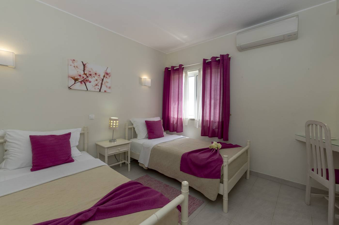 Rocha-Brava-Room-32