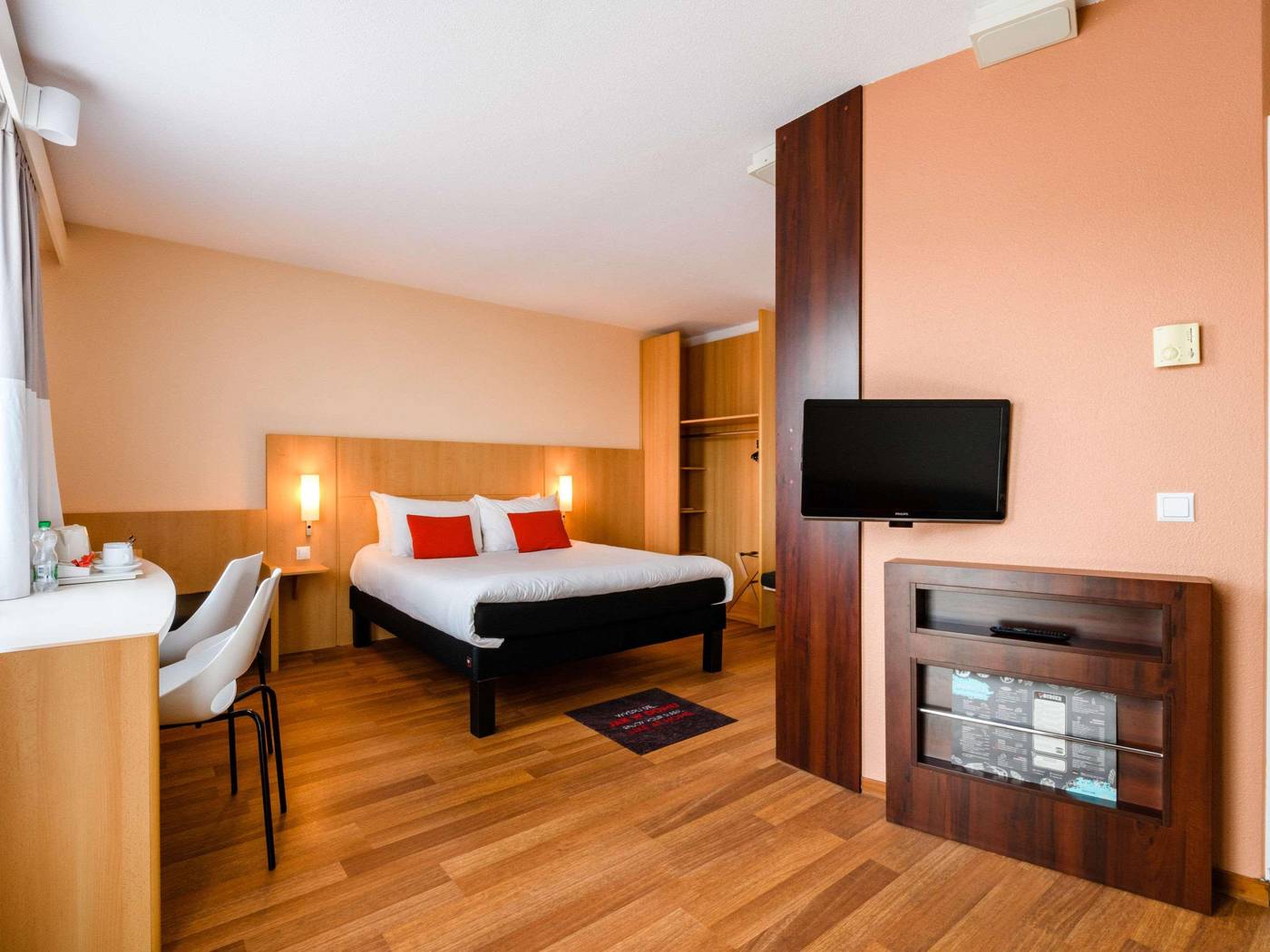 ibis-Warszawa-Stare-Miasto--Old-Town--Room-28