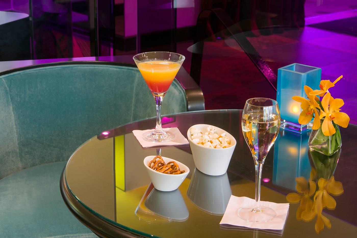 Le-Bellechasse-Lobby-6