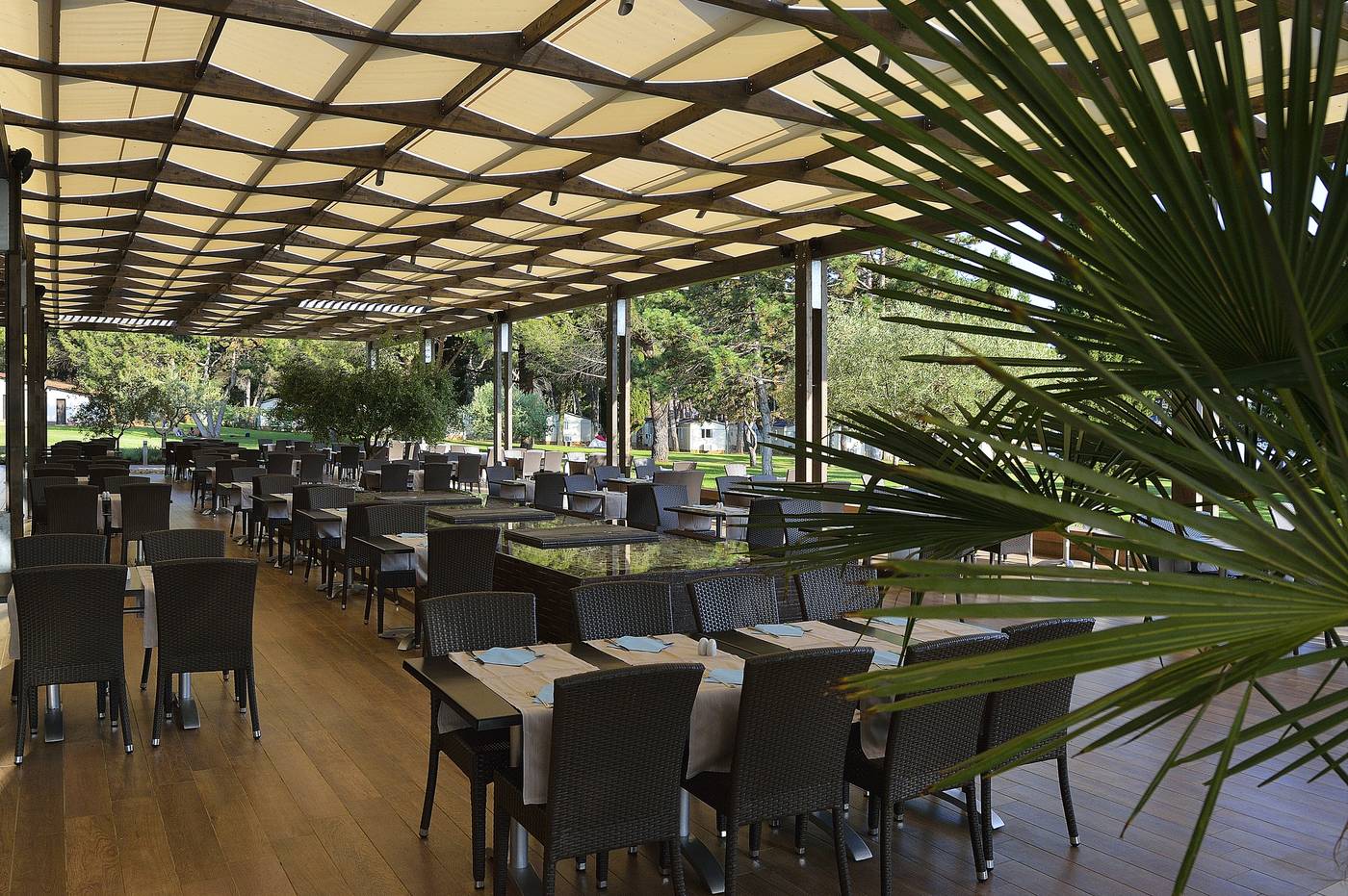 Hotel-Materada-Plava-Laguna-Restaurant-13