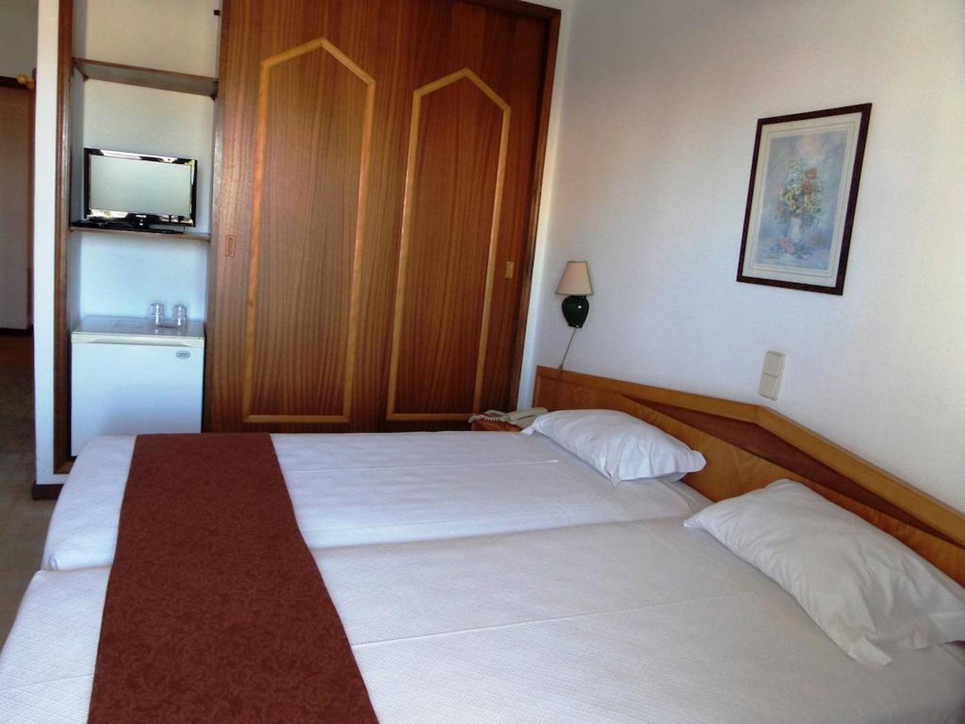 Luar-Room-6
