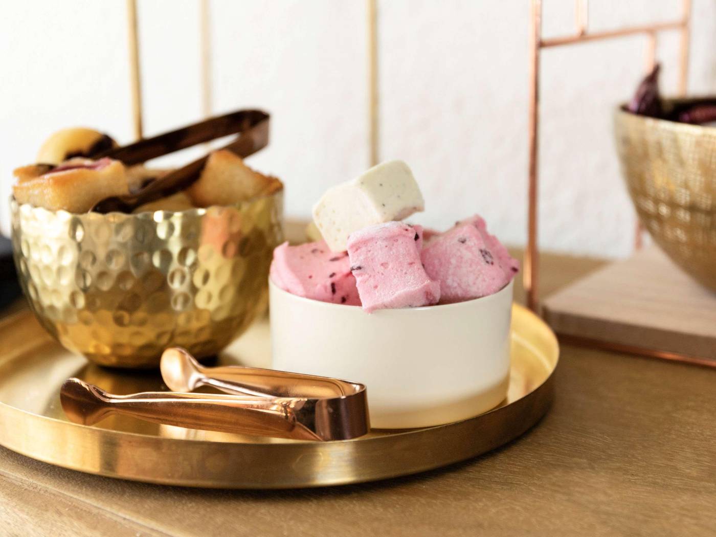 Ibis-Styles-Paris-Gare-de-lEst-Magenta-Bar-24