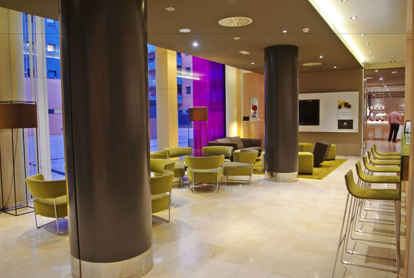 Doubletree-By-Hilton-Girona-Bar-44