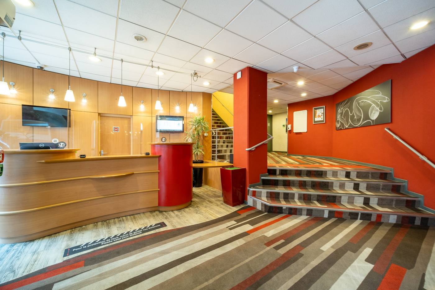 B&B HOTEL Amiens Centre Cathédrale-France-AMIENS-Lobby-8
