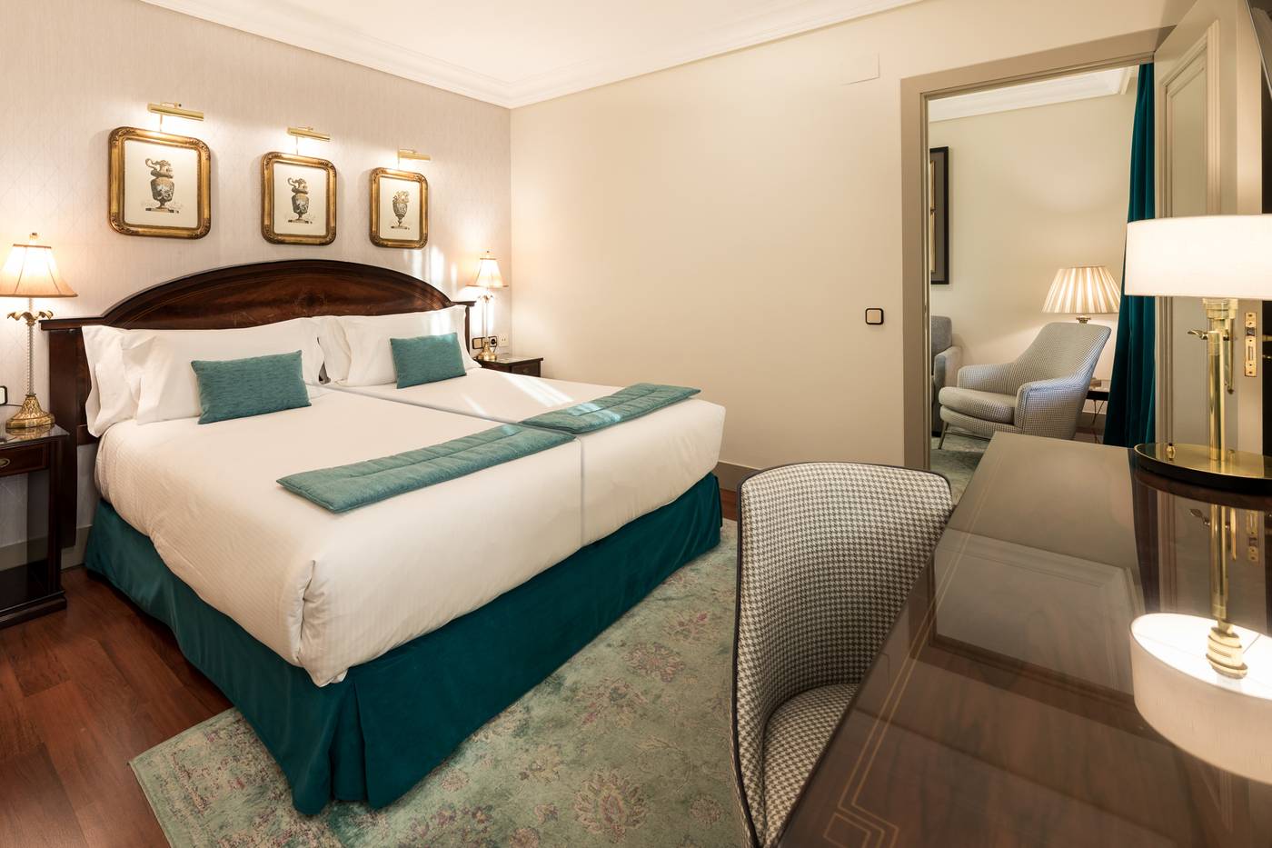 Sercotel-Gran-Hotel-Conde-Duque-Room-20