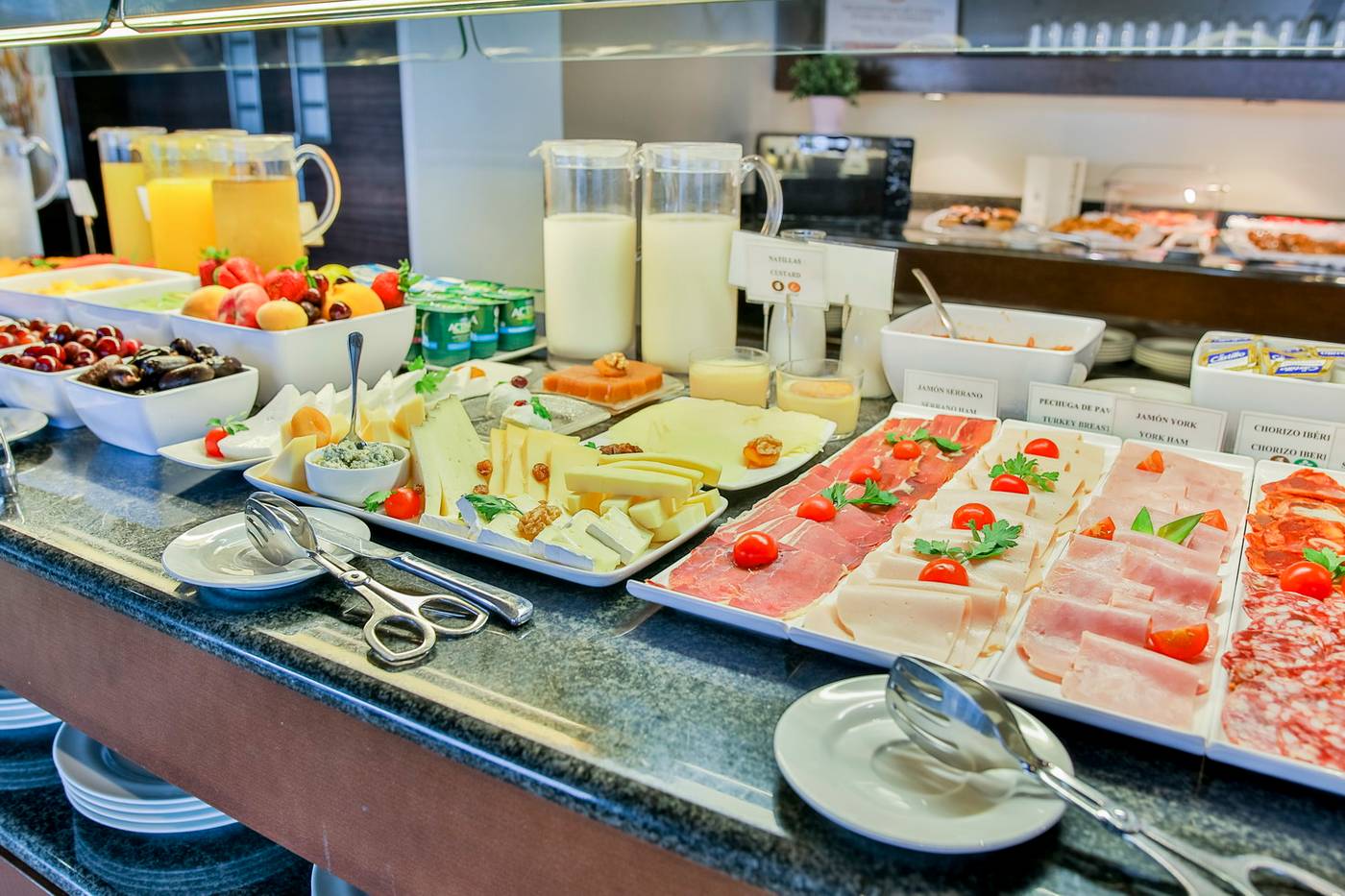 Hotel-525-Restaurant-45