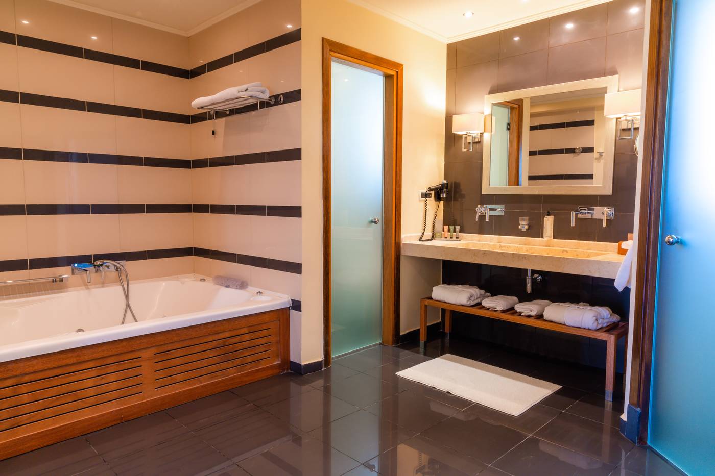 Restia Suites Exclusive Resort - New