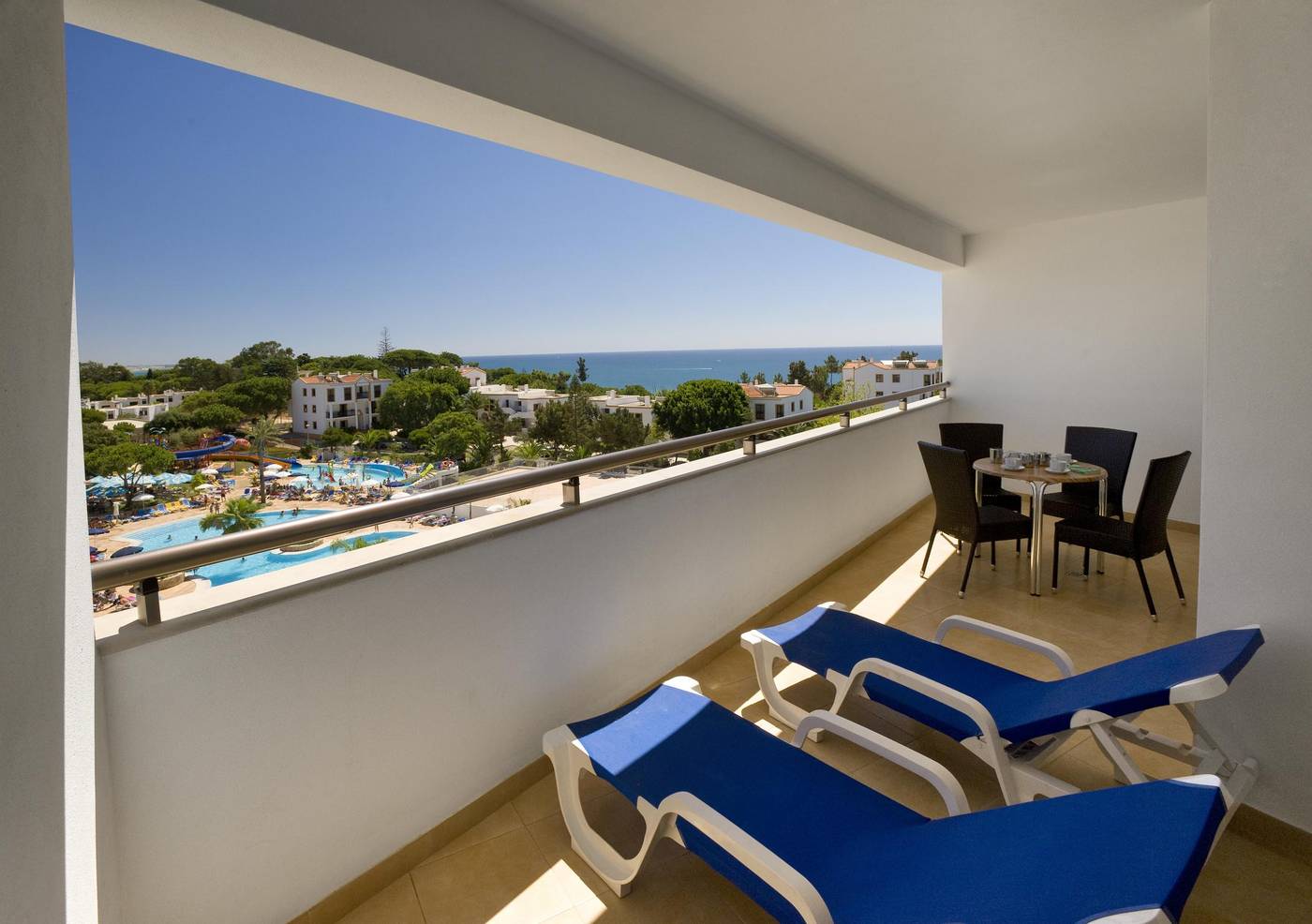 Alfagar-2-Aparthotel-Room-82