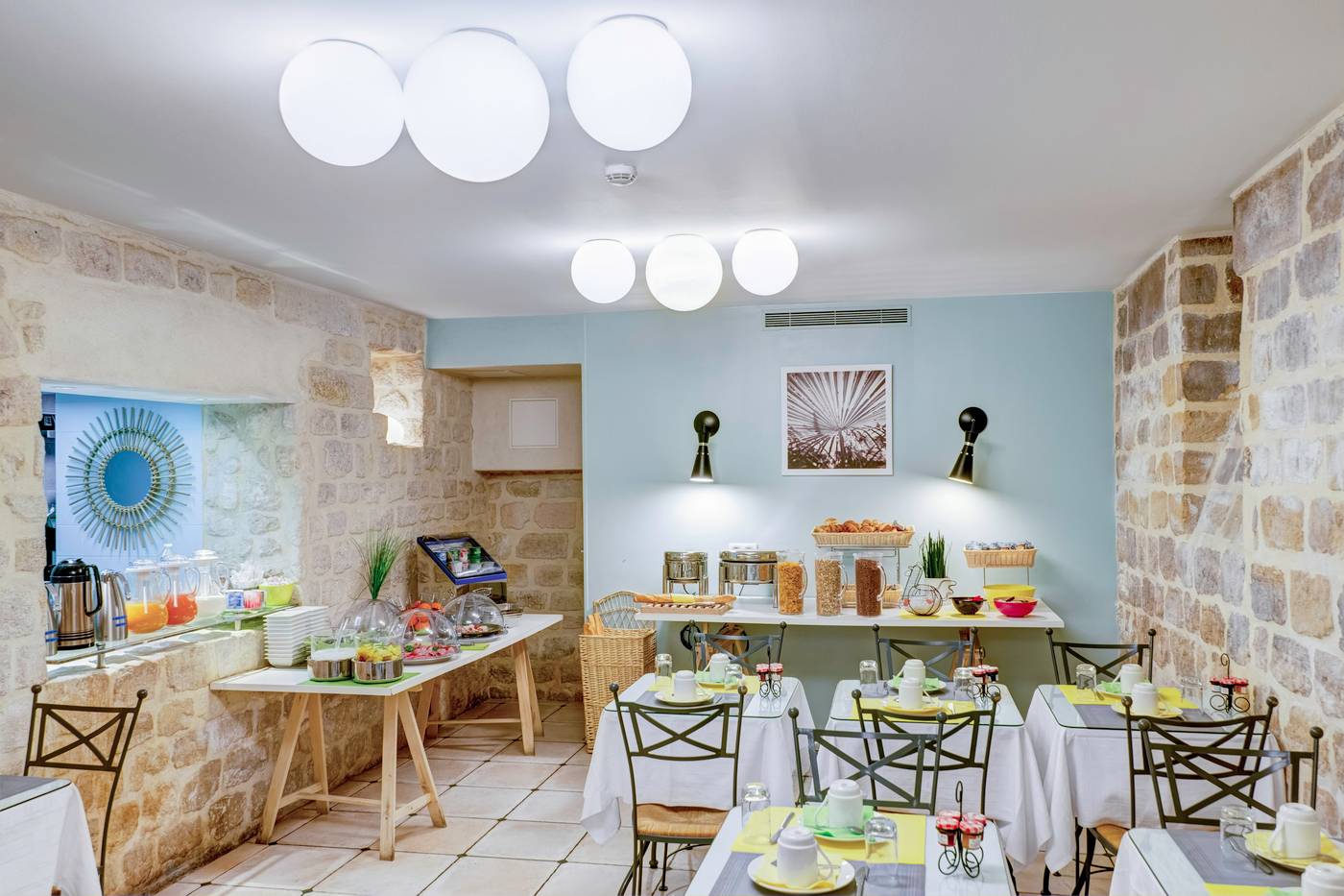 Palm-Astotel-Restaurant-13