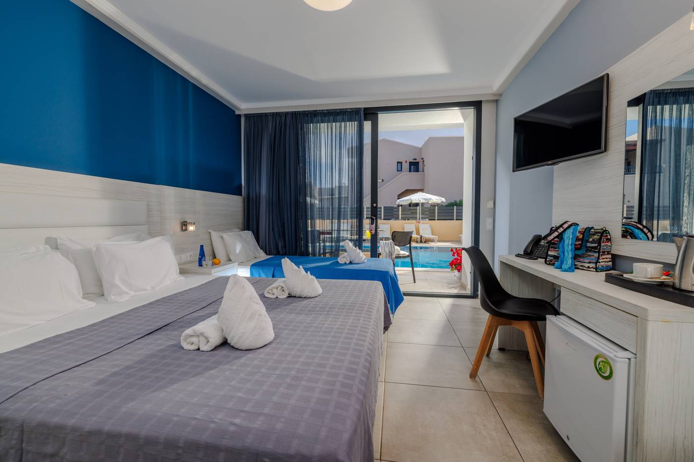 Blue-Aegean-Suites---Apts-Room-31