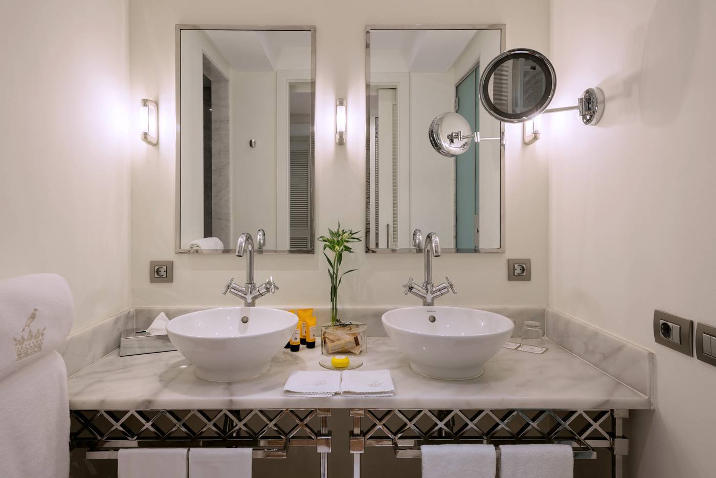 Bahia-del-Duque-Room-44