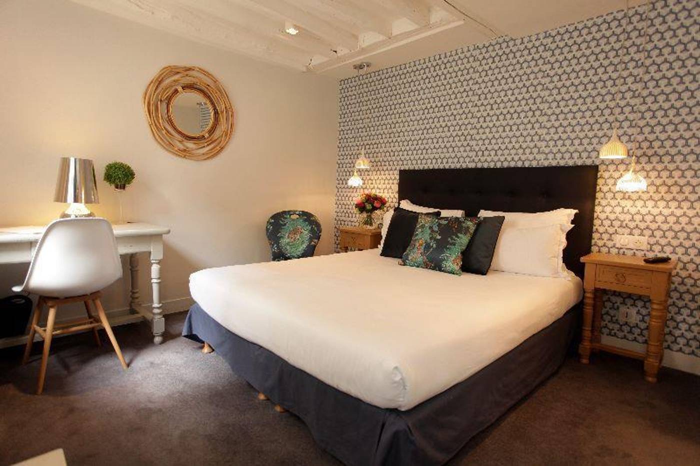 Hotel-Sevres-Saint-Germain-Room-34