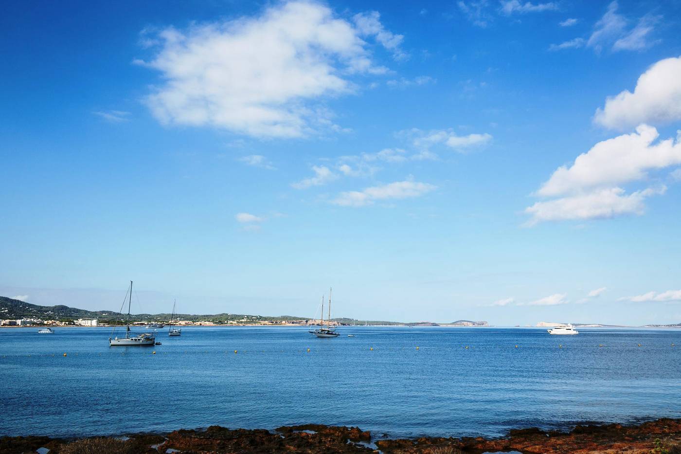 Sol-Bahia-Ibiza-Suites-Beach-34