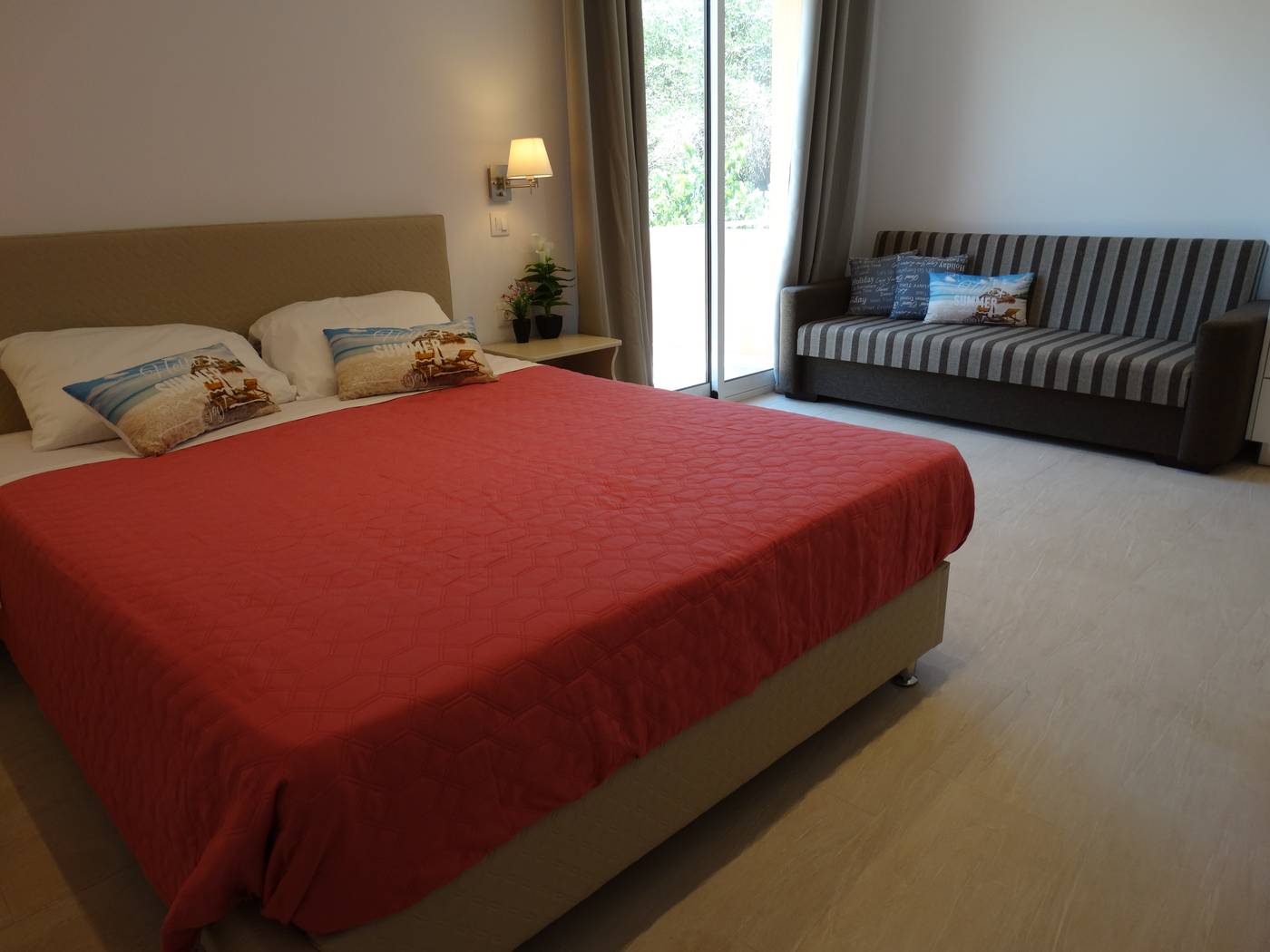 Makis-Apartments-Room-29