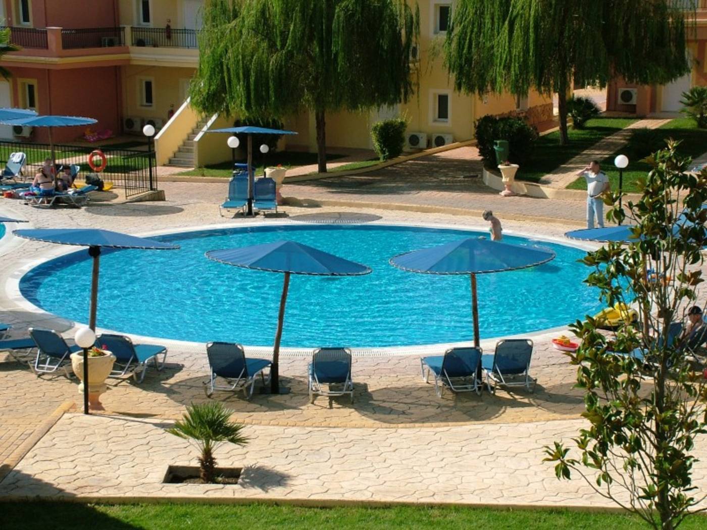 Aqualand-Resort-Pool-9